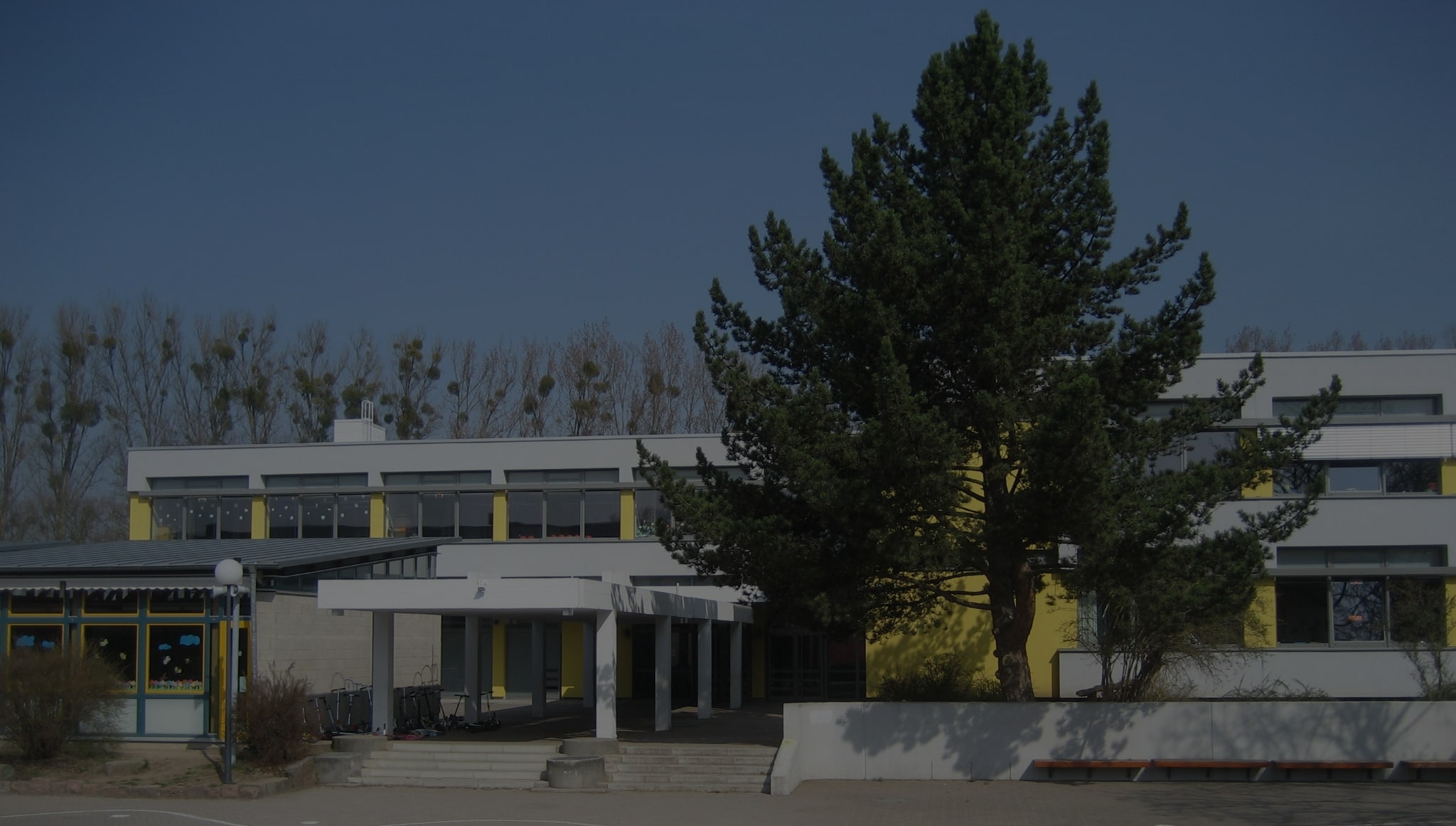 Grundschule Leopoldshafen Gebäude